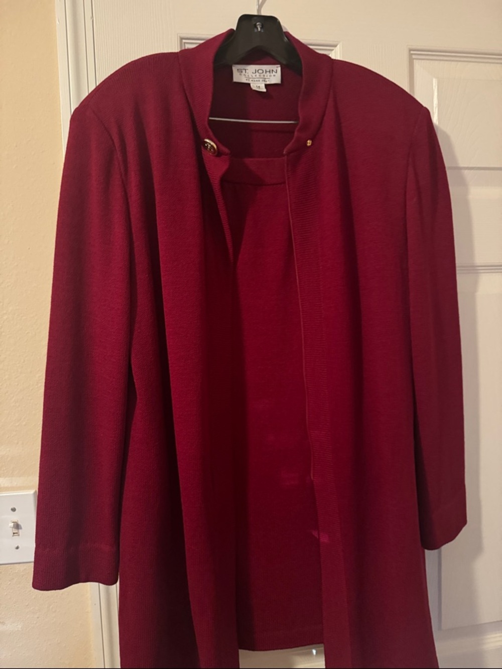 Beautiful St John jacket and skirt suit.
